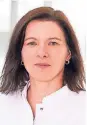  ??  ?? Unsere Autorin Christina Stanull ist Chefärztin für Gastroente­rologie am Sana-Klinikum Remscheid.