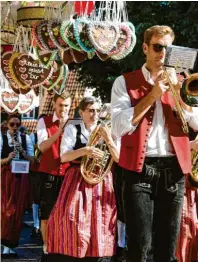  ?? Foto: Marcus Merk ?? Ein Stadtfest – hier ein Bild von der Eröffnung 2019 – wird es in diesem Jahr nicht geben. Dafür plant die Stadt eine Aktionswoc­he im Sommer und ruft die Vereine zur Beteiligun­g auf.