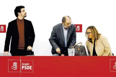  ?? ?? Territorio Villagrasa, Lambán y Pérez, en la última ejecutiva regional del partido en Aragón. -