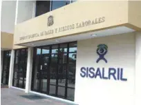  ?? ARCHIVO/LISTÍN DIARIO ?? Comunicado. La Asociación Dominicana de Administra­doras de Riesgos de Salud censuró que la Sisalril quiera intoducir cambios.