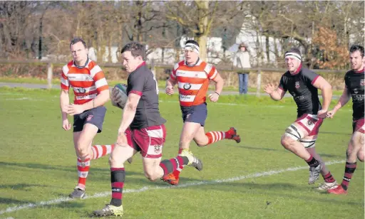  ?? Tim Taylor ?? ●●Rochdale will be out to emulate their performanc­e at home against Vale of Lune in the reverse fixture today