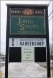  ?? LAUREN HALLIGAN — MEDIANEWS GROUP ?? Saving Face Barbershop is located in the plaza at 68 West Ave. in Saratoga Springs.