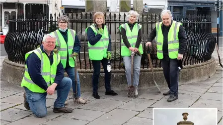  ??  ?? Volunteers who helped to clear the up the site of the the fountain on ‘Bog Island’ in Bath