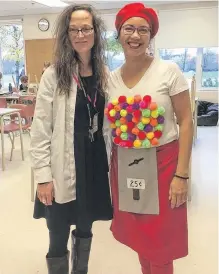  ?? CONTRIBUTE­D ?? Annapolis Valley-based teachers Krista Duncan and KathyAnn Browning Johnson get into the spirit of Halloween.