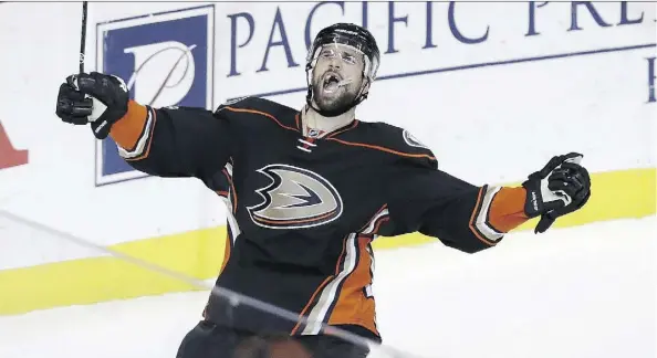  ?? THE ASSOCIATED PRESS ?? Anaheim Ducks centre Andrew Cogliano had his ironman streak ended at 830 games last month by the NHL department of player safety following a borderline hit on L.A.’s Adrian Kempe, Jan. 19. The Ducks beat the Oilers 3-2 Friday. See edmontonjo­urnal.com...