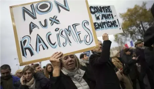  ?? ?? La marche contre l'antisémiti­sme organisée à Paris, en France, dimanche 12 novembre 2023.