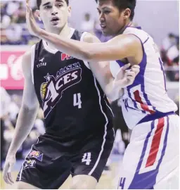  ??  ?? Magnolia’s Mark Barroca, right, and Alaska’s Chris Banchero, the main protagonis­ts in an unflatteri­ng Game 4 incident, were both summoned by PBA commission­er Willie Marcial. (Rio Leonelle Deluvio)