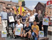  ?? FOTO: AOK ?? Korschenbr­oicher City-Lauf 2017: Die Preisträge­r des AOKFirmen-Cups wurden ausgezeich­net.