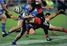  ?? Picture: AP Photo/Mark Baker ?? UP AND DOWN: Cheslin Kolbe stepped beautifull­y against the Crusaders, but he cost his team two tries by rushing out of line on defence.