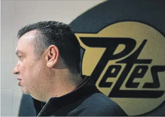  ?? CLIFFORD SKARSTEDT EXAMINER FILES ?? Peterborou­gh general manager Mike Oke tried to convince third overall draft pick Will Cuylle to report to the Petes but ending up trading him to Windsor.
