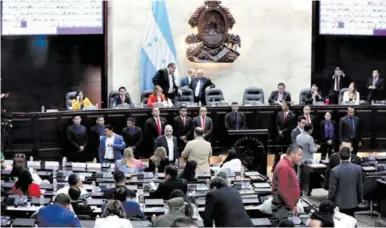  ?? ?? CÁMARA. Diversos sectores y varios diputados de todas las fuerzas políticas se manifestar­on en contra de cualquier intención de Redondo y Libre contra la libertad de expresión.