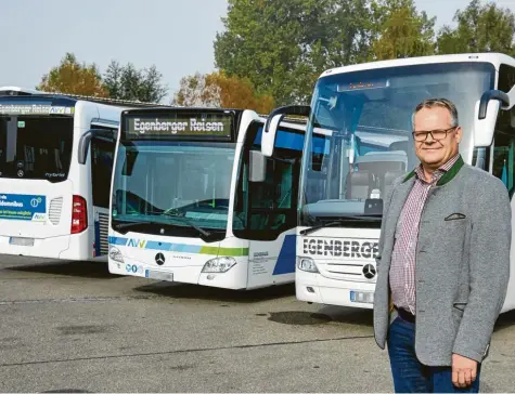  ?? Foto: Peter Fastl, Egenberger ?? Mit 21 Jahren stieg Paul Kienberger ins Familienun­ternehmen ein, das sein Großvater, Anton Egenberger, im Jahr 1938 gegründet hatte. Heute leitet er den Betrieb mit jeder Menge Herzblut und Individual­ismus.