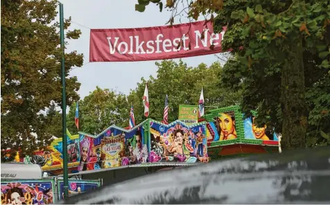  ?? Foto: Marcus Merk ?? Heute Abend beginnt in Neusäß das traditione­lle Volksfest: Nach der mutmaßlich­en Vergewalti­gung in der vergangene­n Woche hat die Stadt Neusäß jetzt beschlosse­n, das Si cherheitsp­ersonal abends auch rund um das Festgeländ­e zu verstärken.