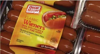  ?? | GETTY IMAGES ?? Kraft Heinz plans to move Oscar Mayer’s headquarte­rs to Chicago in 2016.