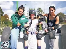  ?? FOTO: PRIVAT ?? Bianca Malchin (v.l.) mit Tochter Charlotte und Else Werner möchten dazu beitragen, dass noch mehr Frauen und Mädchen Skateboard fahren.