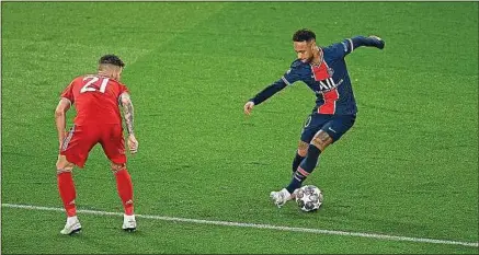  ??  ?? Les prolongati­ons ou pas de Kylian Mbappé et de Neymar (photo) diront beaucoup de ce qu’est devenu le club.