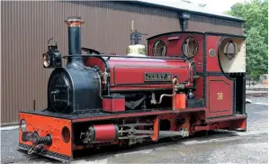  ?? RON FISHER ?? ‘Mills/ ‘Tramroad’ Works No. 638 Jerry M poses at Minffordd during the Ffestiniog Railway’s ‘Hunslet 125’ event on June 23 2018, its chunky outline betraying its immense strength. Note the drop frames beneath the cab, which distinguis­h it from Lilla (see overleaf).