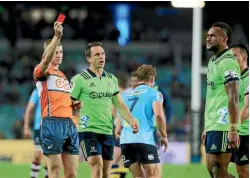  ?? GETTY IMAGES ?? Tevita Nabura is red carded against the Waratahs in Sydney last weekend.
