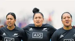  ?? Photos / Photosport ?? Te Kura Ngata-Aerengamat­e (centre) was in a bad place on the Black Ferns’ end of year tour.