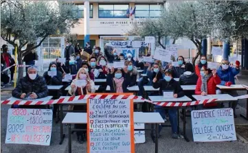  ?? (Photos A.B.) ?? Trente dans une classe de troisième ? « C’est trop », estiment les enseignant­s et parents d’élèves.