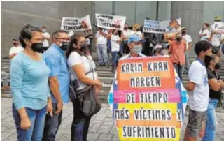  ?? // L. VINOGRADOF­F ?? Concentrac­ión de familiares de víctimas en Caracas