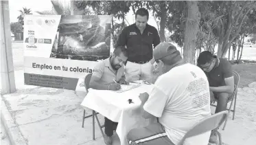  ?? /ROBERTO RODRÍGUEZ ?? Una jornada laboral se lleva a efecto en la colonia Residencia­l del Norte