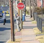  ?? H John Voorhees III/Hearst Conn. Media ?? Robert Hyde ran from the media into the neighborho­od surroundin­g the state Superior Court in Hartford after appearing in court Wednesday morning.