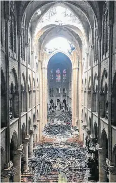  ?? FOTO: AFP ?? Die Kathedrale Notre-Dame im April 2019: Ein Feuer hatte Teile der historisch­en Kirche beschädigt.