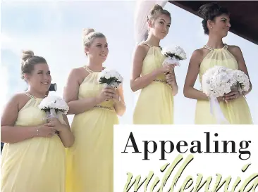  ??  ?? Beautiful bridesmaid­s dressed in yellow.