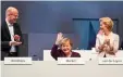  ?? FOTO: DPA ?? Merkel wirkt fast verlegen, als sich die Delegierte­n erheben.