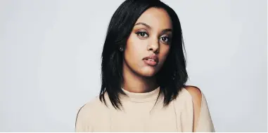  ??  ?? Ruth B.