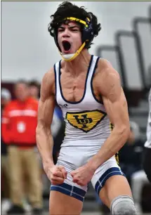  ?? BILL RUDICK FOR MEDANEWS GROUP ?? Upper Perkiomen’s Branden Rozanksi celebrates his win over Boyertown’s Gavin Sheridan in the 133-pound finals.