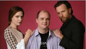  ??  ?? Writer-director Mike Flanagan (center) and actors Rebecca Ferguson (left) and Ewan McGregor pose during a junket to promote Flanagan’s
Doctor Sleep.
