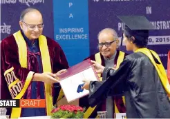  ?? — PTI ?? Finance minister Arun Jaitley presents the medal of honour to a student at the 40th Annual convocatio­n of Indian Institute of Public Administra­tion, in New Delhi on Thursday.