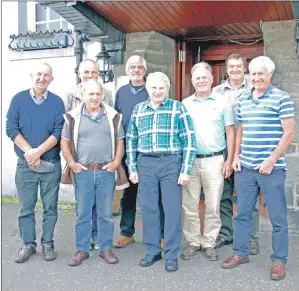  ?? 06_a36Foreste­rs01 ?? Enjoying a pint at the Stag Hotel are David Rogers, Dave Mercer, David Ollier, Keith Campbell, Harry Oram, Ian Richardson, Bob Culley and Pat Smith.