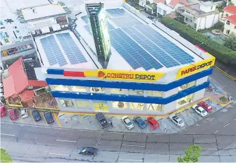  ??  ?? DIRECCIÓN. La tienda Constru Depot está ubicada en la avenida Circunvala­ción de SPS.