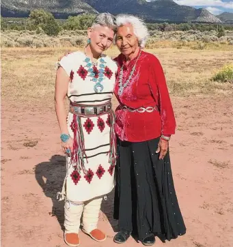  ?? Courtesy of Shana Ross ?? Houstonian Shana Ross, left, found her biological mother, Mildred Yazzie Silversmit­h, a member of the Navajo Nation, living in Arizona.