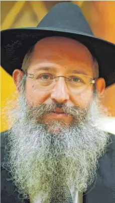  ?? FOTO: ALEXANDER KAYA ?? Als erster Polizeirab­biner in Baden-Württember­g wurde der Leiter der jüdischen Gemeinde in Ulm, Rabbiner Shneur Trebnik, benannt.