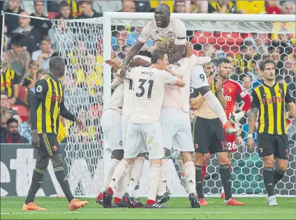  ?? FOTO: AP ?? Lukaku enloquece ante el segundo tanto del United, obra de Smalling