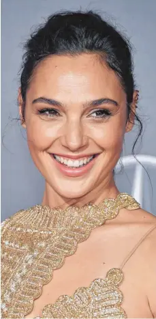  ?? FOTO: AFP ?? Gal Gadot hat gut lachen, sie hat’s geschafft in Hollywood.