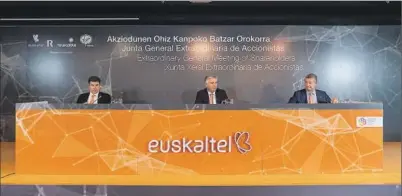  ?? EE ?? Junta General Extraordin­aria de Accionista­s de Euskaltel, celebrada el pasado 2020.