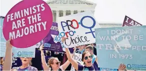  ?? ?? La Corte Suprema de EU votó provisiona­lmente a favor de anular el caso Roe vs. Wade, la histórica sentencia que legalizó el aborto a nivel nacional