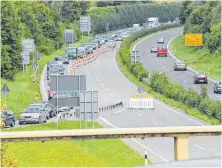  ?? ARCHIVFOTO: P. RICHTER ?? Am bisherigen Ausbauende der B 30 Süd musste bereits in der Vergangenh­eit immer mal wieder improvisie­rt werden.