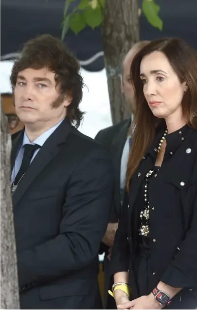  ?? Tomás cuesta ?? Javier Milei y Victoria Villarruel durante un acto en la embajada de Israel, hace días