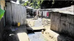  ?? BILD: PRIVAT ?? Schwere Lebensbedi­ngungen: der Mathare Valley-Slum der kenianisch­en Hauptstadt Nairobi.