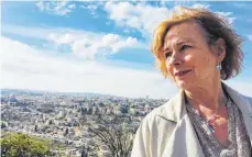  ??  ?? Basar in der Altstadt Jerusalems. Die facettenre­iche Stadt ist Inge Günther, Korrespond­entin der „Schwäbisch­en Zeitung“, eine zweite Heimat geworden.