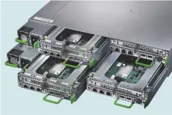  ??  ?? Het Primergy CX400 M1-systeem van Fujitsu is representa­tief voor typische HCIconfigu­raties: vier aparte servernode­s met twee redundante voedingen beslaan twee units in een serverrack.