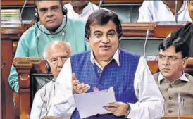  ?? PTI ?? Gadkari may call a meeting next week to sort out the difference­s on Motor Vehicle Amendment Bill.