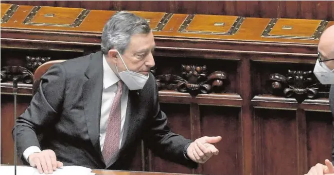  ??  ?? Mario Draghi, ayer en la Cámara de Diputados tras presentar el plan de recuperaci­ón para Italia