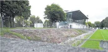  ?? FOTO: EICH ?? Das ebm- pabst- Stadion wird umgebaut. Geplant ist unter anderem eine Flutlichta­nlage, ein VIP- Bereich und zahlreiche weitere Verbesseru­ngen.